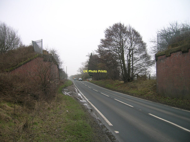 Photo 6"x4" A1041 towards Snaith Barlow\/SE6428 c2011