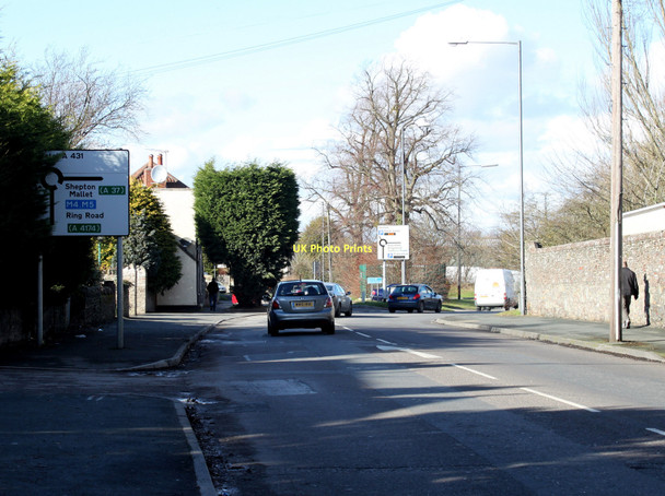 Photo 6"x4" 2011 : A431 Bath Road looking north west Kingswood\/ST6473 c2011