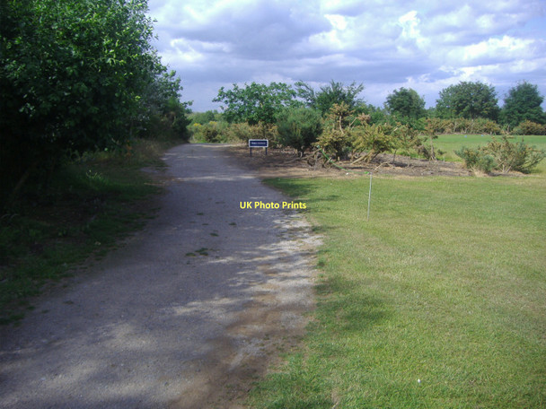 Photo 6"x4" Public footpath through Pyrford golf club Ridgway\/TQ0459 c2009