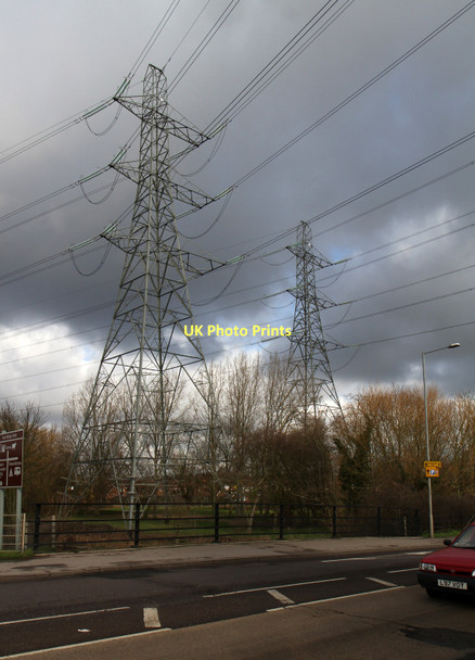 Photo 6"x4" Pylons, Waltham Marsh Waltham Abbey c2011