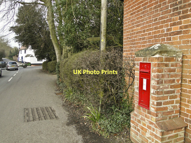 Photo 6"x4" Victorian wall postbox at Four Crossways Peasenhall Peasenhall c2011