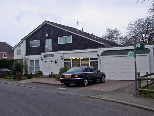 Photo 6"x4" House on Grimsdyke Road, Hatch End Pinner c2008