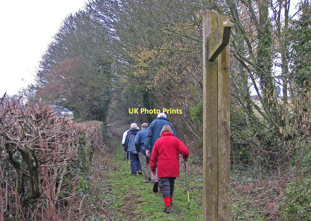 Photo 6"x4" Heading for Upton Crews Crow Hill\/SO6326 c2011