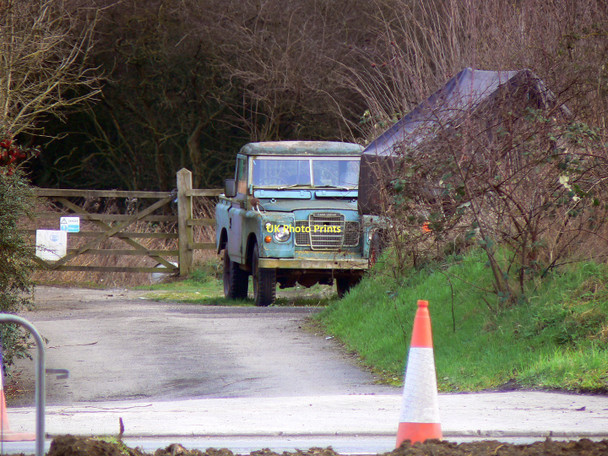Photo 6"x4" Landrover, Highworth Road, Swindon Swindon\/SU1685 c2011