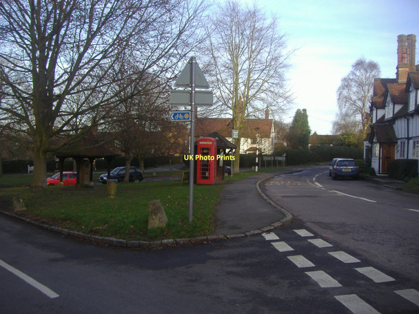 Photo 6"x4" Village green, Chenies Chorleywood c2011