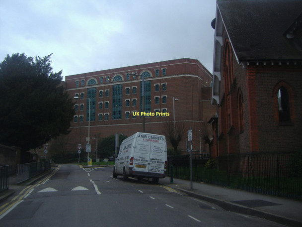Photo 6"x4" Harlequin Centre side view, Watford Watford\/TQ1097 c2011