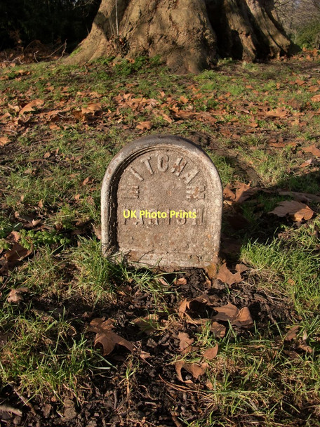 Photo 6"x4" Mitcham Parish boundary marker, Morden Hall Park Morden\/TQ2568 c2011