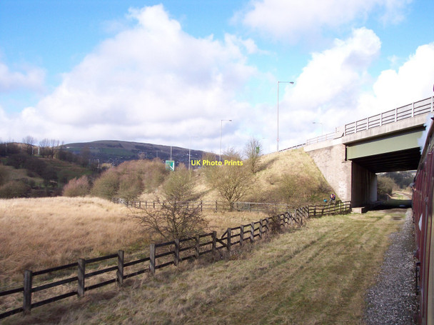 Photo 6"x4" The A56 crosses the East Lancs Railway Haslingden c2011