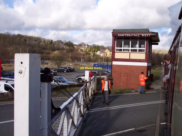 Photo 6"x4" Level crossing at Rawtenstall West Haslingden c2011