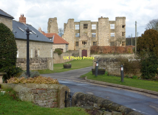 Photo 6"x4" Ruins of Thorpe Hall from the churchyard Thorpe Salvin c2011