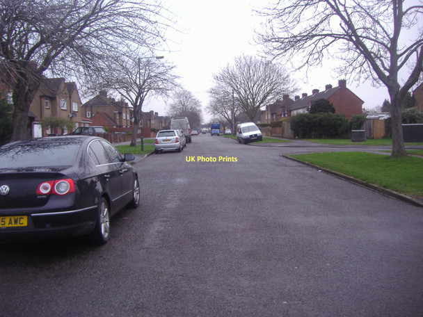 Photo 6"x4" Longmore Road Hersham Esher c2011