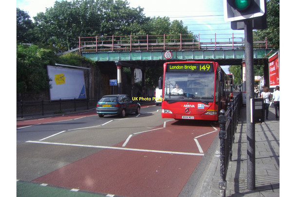 Photo 6"x4" Bus on Tottenham High Road Stoke Newington c2008