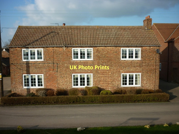 Photo 6"x4" The Farmhouse at Plough Farm, Saltmarshe Laxton\/SE7925 c2011