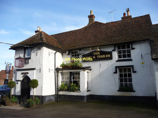 Photo 6"x4" King & Tinker Public House, Whitewebbs Lane, Enfield Bulls Cross\/TQ3499 c2011