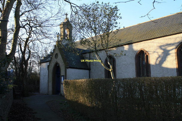 Photo 6"x4" Church near Muchalls Bridge of Muchalls c2011