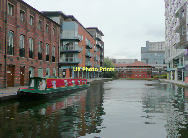 Photo 6"x4" Worcester and Birmingham Canal approaching Gas Street Basin Lee Bank c2010