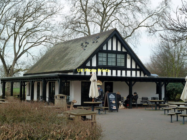 Photo 6"x4" The Honest Sausage in Regent's Park Marylebone\/TQ2881 c2011
