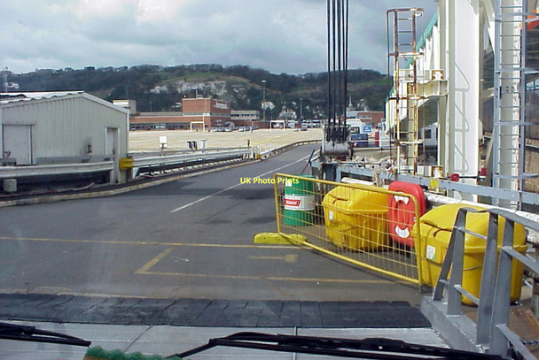 Photo 6"x4" Port of Dover, Western Docks Dover\/TR3141 c2004