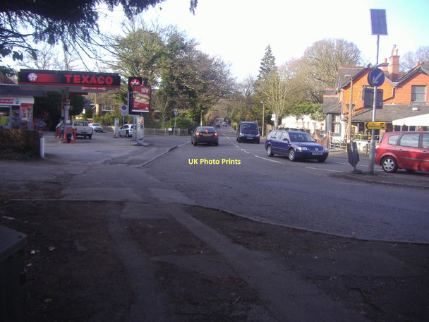 Photo 6"x4" Maybury Hill, Woking Woking c2011