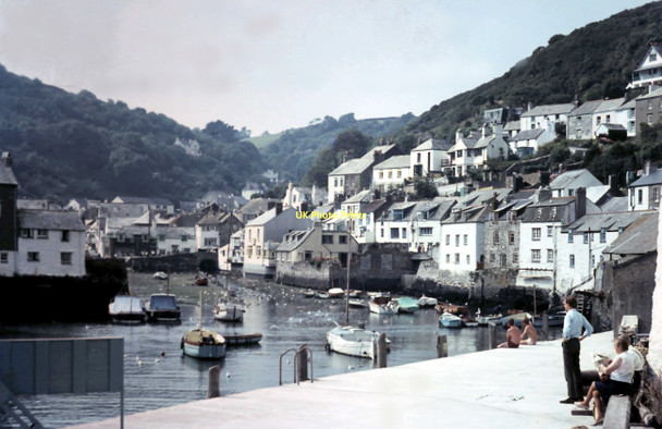 Photo 6"x4" Westerly view of Polperro and Harbour Polperro c1969