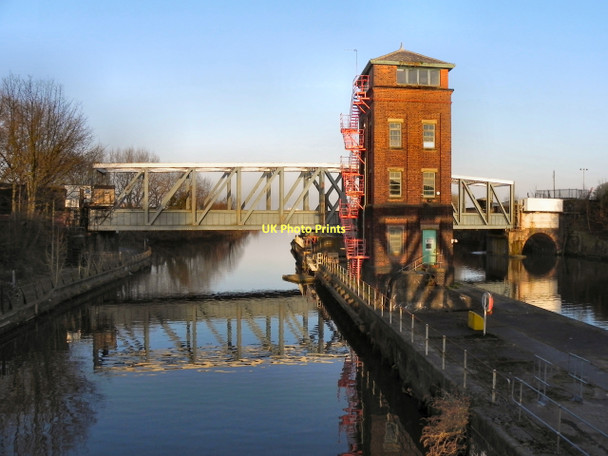 Photo 6"x4" Barton Swing Aqueduct, Manchester Ship Canal Eccles\/SJ7798 c2011