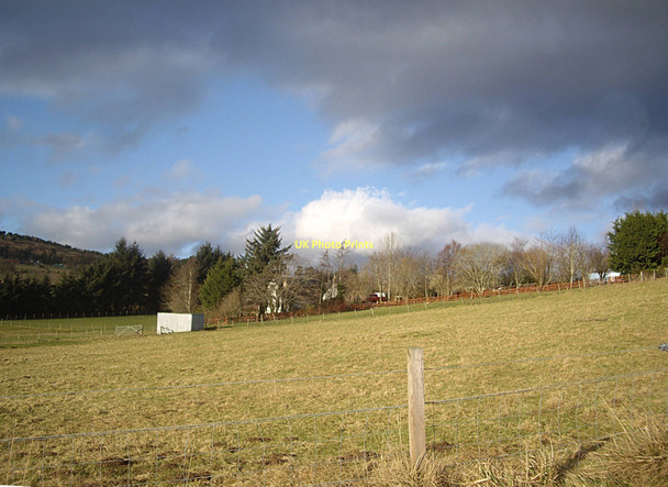 Photo 6"x4" A field by Woodbine Croft Perkhill c2011