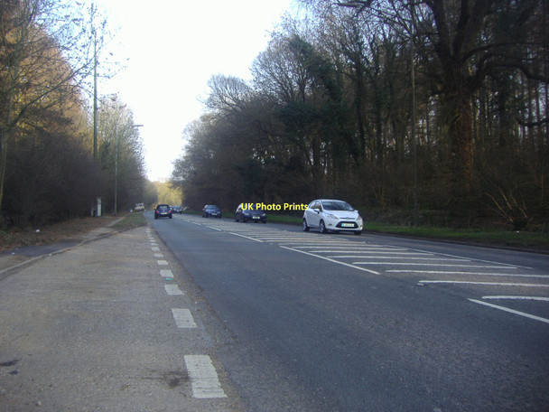 Photo 6"x4" A40 Chalfont St Peter Wilton Park\/SU9690 c2011