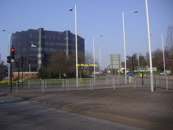 Photo 6"x4" Offices on roundabout, Oxford Road Uxbridge Uxbridge c2011