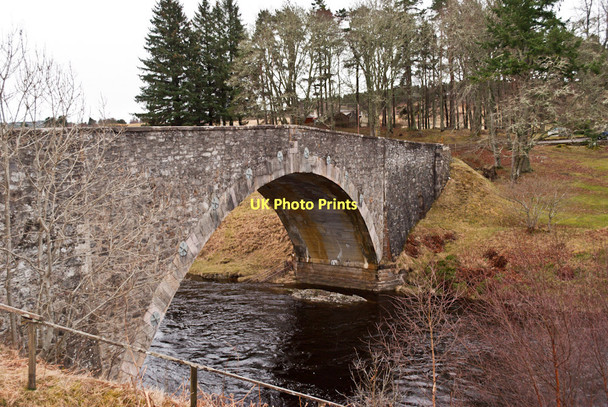 Photo 6"x4" Bridge over the Carron Cornhill\/NH5891 c2011