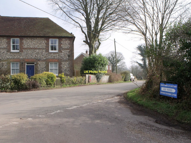 Photo 6"x4" Rhodes Minnis village centre, Kent Rhodes Minnis c2011
