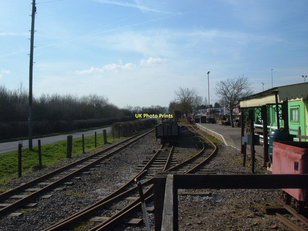 Photo 6"x4" Leighton Buzzard Narrow Gauge Railway - Stonehenge Works Station Leighton Buzzard c2011