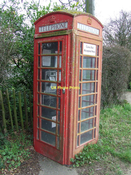 Photo 6"x4" Telephone Box Market Weston c2011
