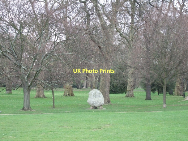Photo 6"x4" Hyde Park with Norwegian Navy Memorial Westminster c2011