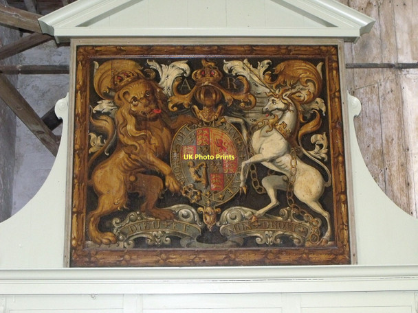 Photo 6"x4" Queen Anne Royal Arms, St. Matthew's, Warehorne Warehorne c2011