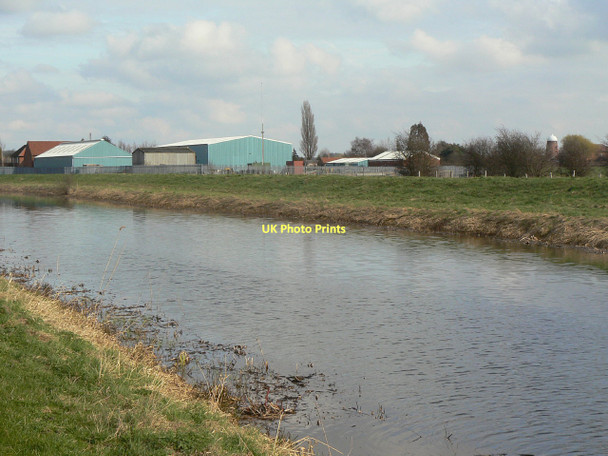 Photo 6"x4" Warping Drain at Owston Ferry East Ferry c2011
