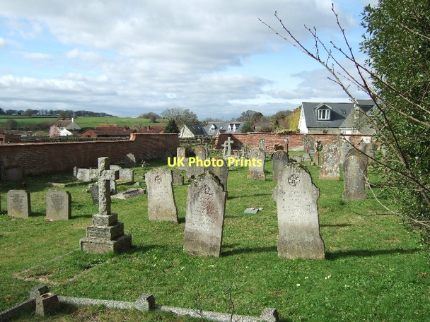 Photo 6"x4" Poltimore church graveyard Poltimore c2011