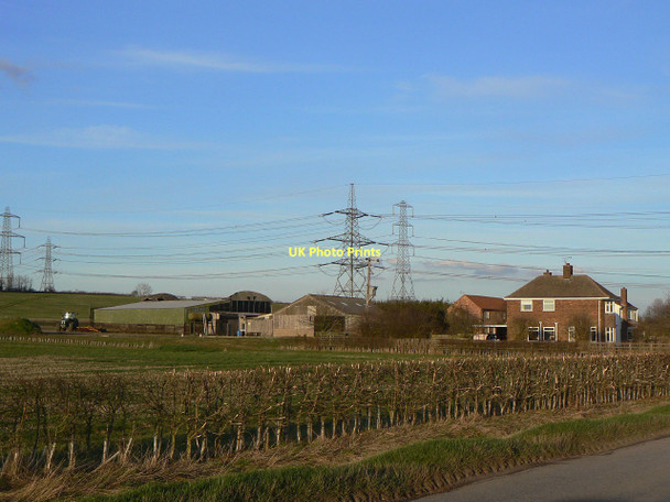 Photo 6"x4" Owston Ferry, Low Hall Farm Owston Ferry c2011