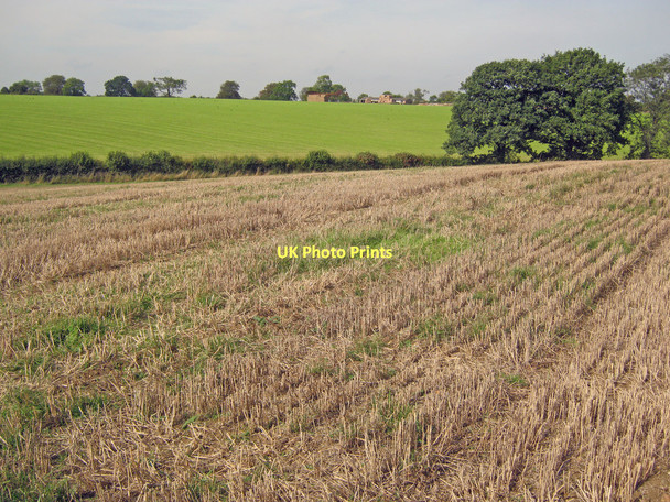 Photo 6"x4" Stubble field near Parkfields Dadford c2010