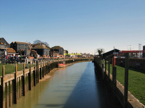 Photo 6"x4" River Tillingham - Rye Rye c2011
