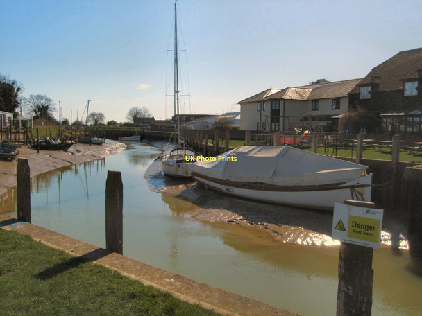 Photo 6"x4" Boats moored at Strand Quay Rye c2011