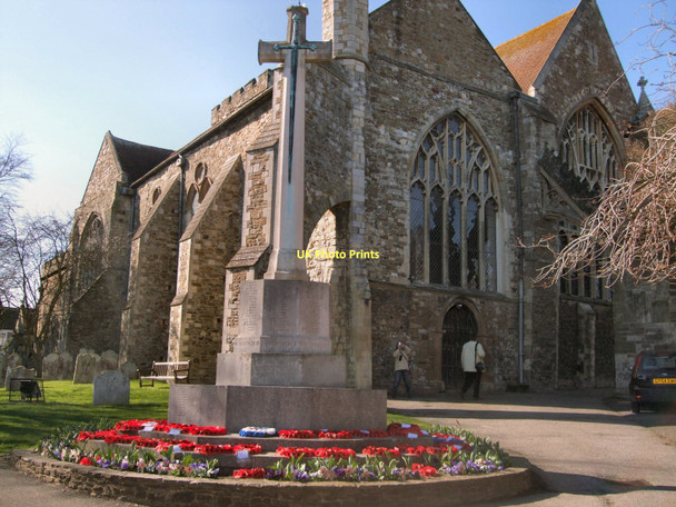 Photo 6"x4" Rye War Memorial in front of St Mary's church Rye c2011