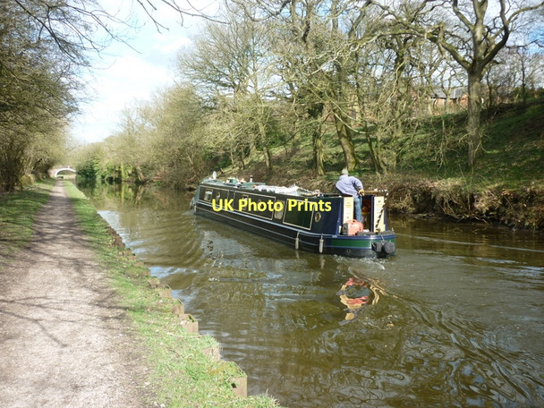Photo 6"x4" Leeds and Liverpool Canal at Withnell Fold Ollerton Fold c2011
