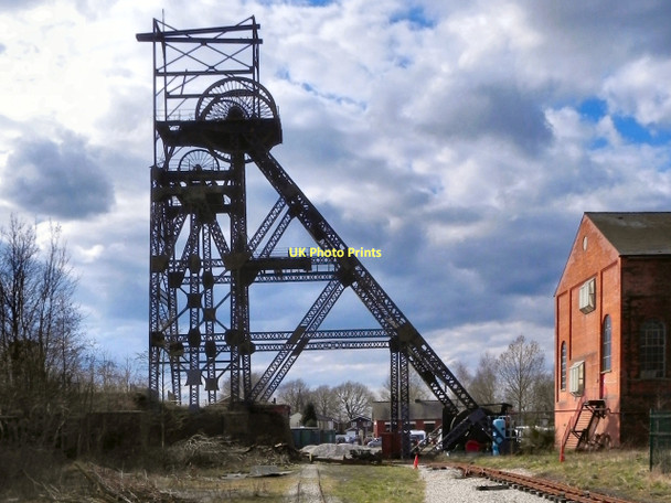 Photo 6"x4" Astley Green Colliery Museum - Winding Headgear Tyldesley c2011