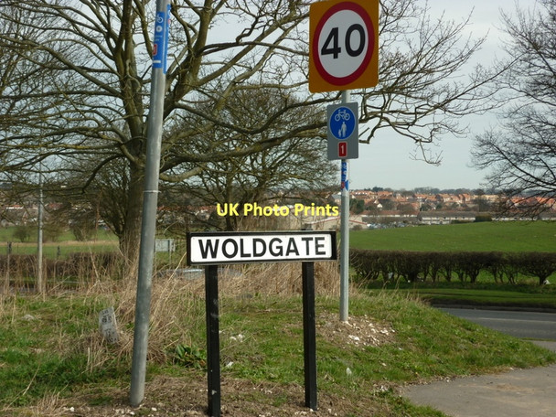 Photo 6"x4" Woldgate at Bessingby Hill, A165 Bridlington c2011