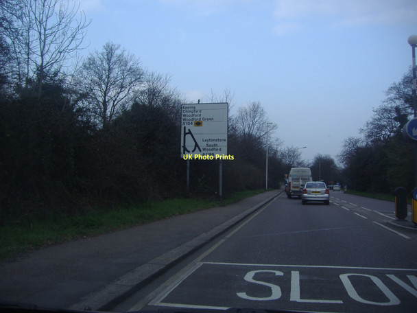 Photo 6"x4" Woodford New Road approaching High Road Woodford\/TQ4091 c2011