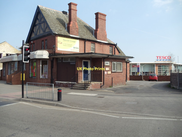 Photo 6"x4" Hemsworth Police Station Hemsworth\/SE4213 c2011