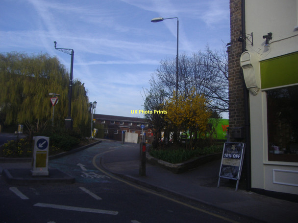 Photo 6"x4" Amwell End, Ware Ware\/TL3614 c2011