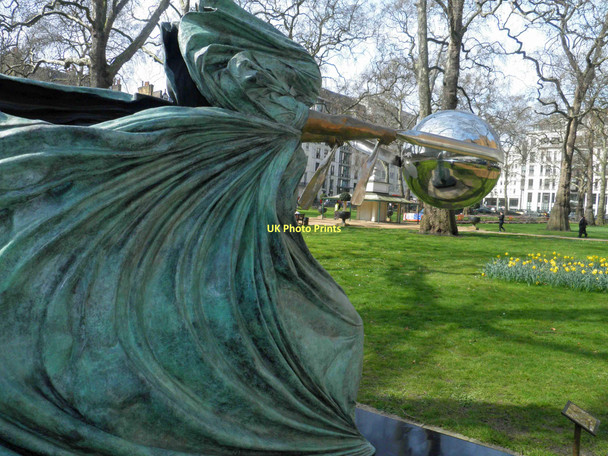 Photo 6"x4" The Force of Nature Westminster c2011