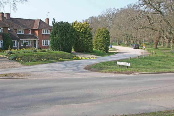 Photo 6"x4" Hartley Wintney, Hampshire Hartley Wintney c2011