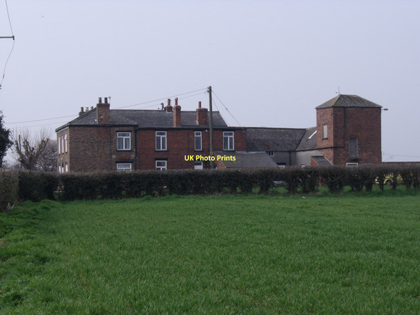Photo 6"x4" Field House Farm Lund\/SE6532 c2011